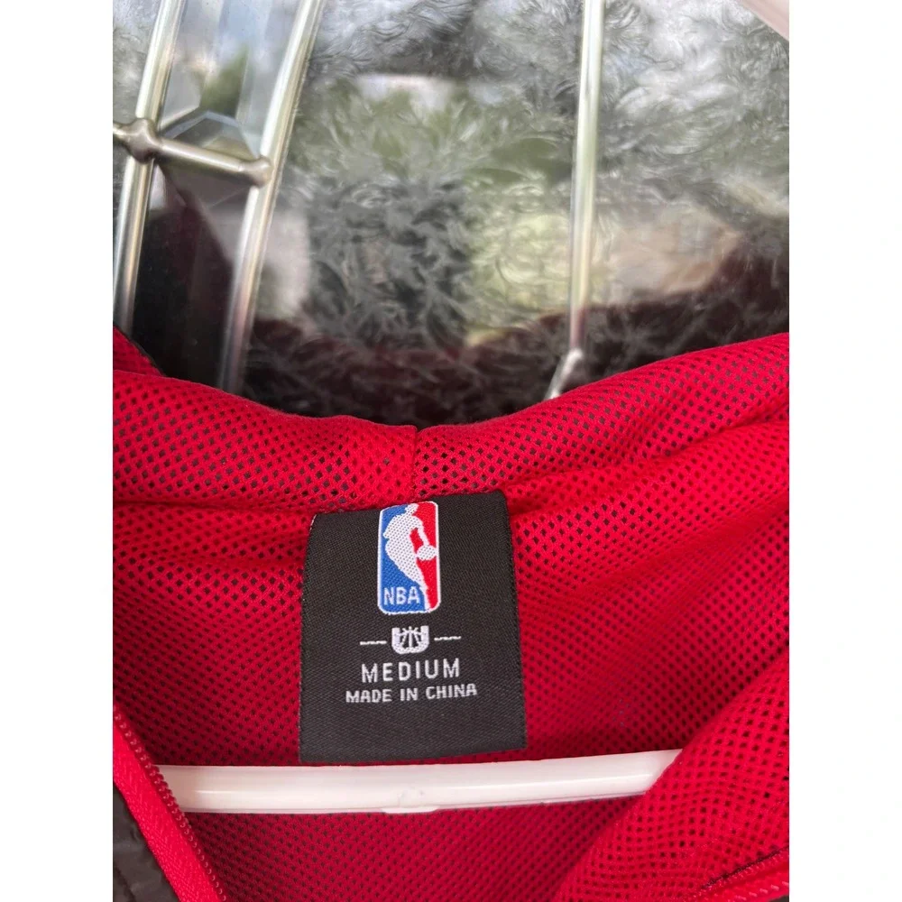 NBA‎ Chicago Bulls Quarter Zip Hooded Windbreaker Jacket Black Red Mens Medium